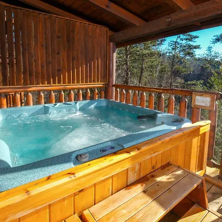 Wonderland Dream Pigeon Forge Cabin